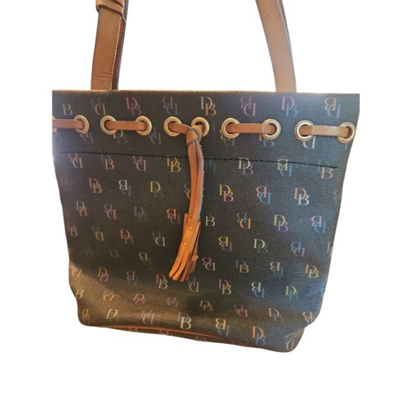 Vintage Dooney and Bourke purse - Picture 2 of 11